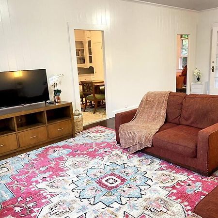 Your Hilo Homebase - Lovely 3 Bedroom In Heart Of Hilo With Ac! Zewnętrze zdjęcie