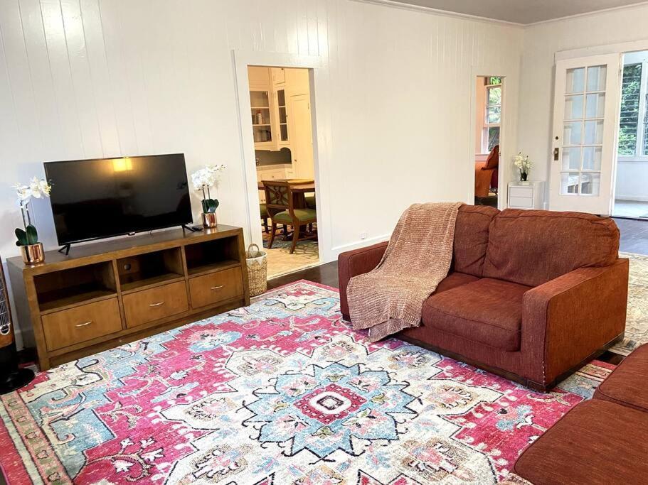 Your Hilo Homebase - Lovely 3 Bedroom In Heart Of Hilo With Ac! Zewnętrze zdjęcie
