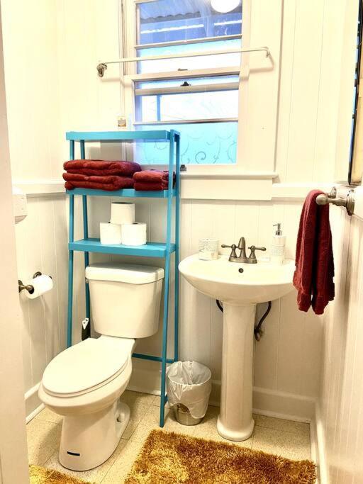 Your Hilo Homebase - Lovely 3 Bedroom In Heart Of Hilo With Ac! Zewnętrze zdjęcie