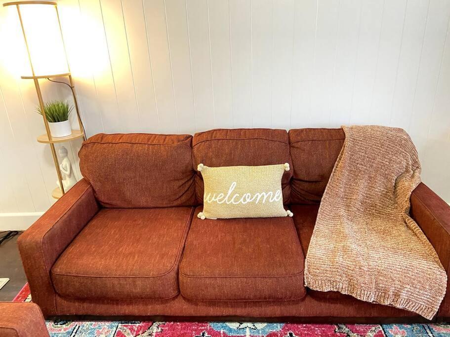 Your Hilo Homebase - Lovely 3 Bedroom In Heart Of Hilo With Ac! Zewnętrze zdjęcie